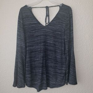 LOFT Top Shirt Womens Medium Dark Gray Spacedye Stretch Knit Flared‎ Sleeve M